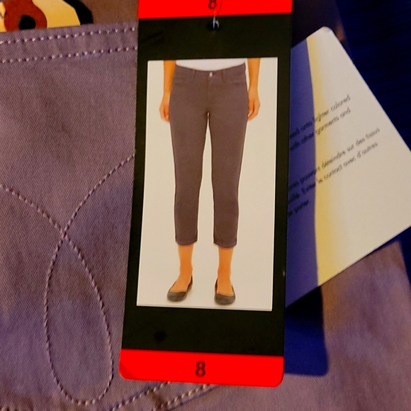 CALVIN KLEIN JEANS CAPRI PANTS LADIED SIZE 8 - Picture 1 of 3